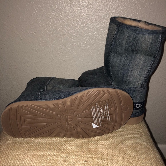 UGGS DEMIN - Picture 4 of 4